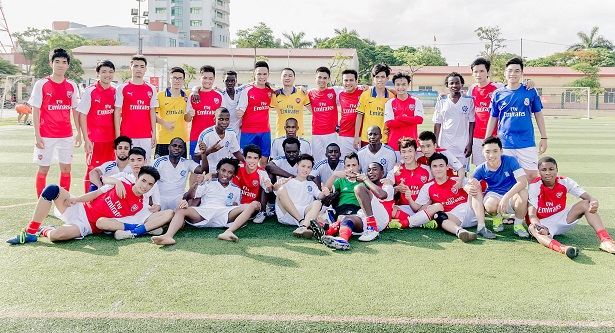 Trận giao hữu bóng đá giữa Câu lạc bộ bóng đá ISE và Đội bóng Sinh viên Quốc tế