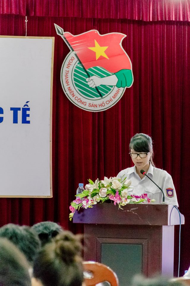 Tham luận về học tập về phương pháp, kỹ năng học tập trong việc đào tạo theo hình thức tín chỉ của sinh viên Nguyễn Giang Hương. CTTT0401